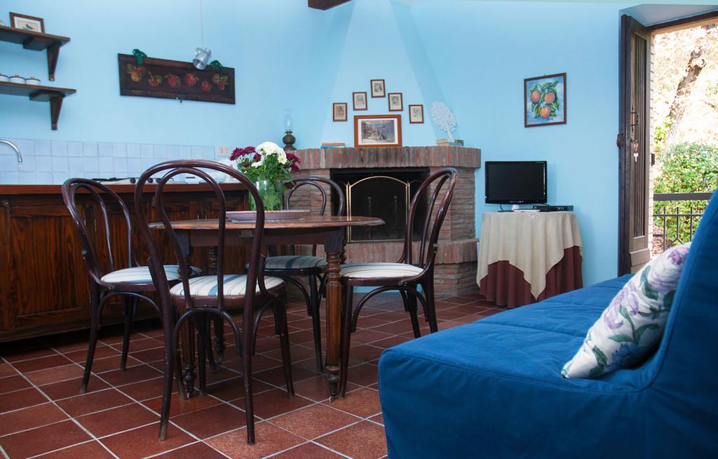 Il Poggiolo Di Parrano Pension Buitenkant foto