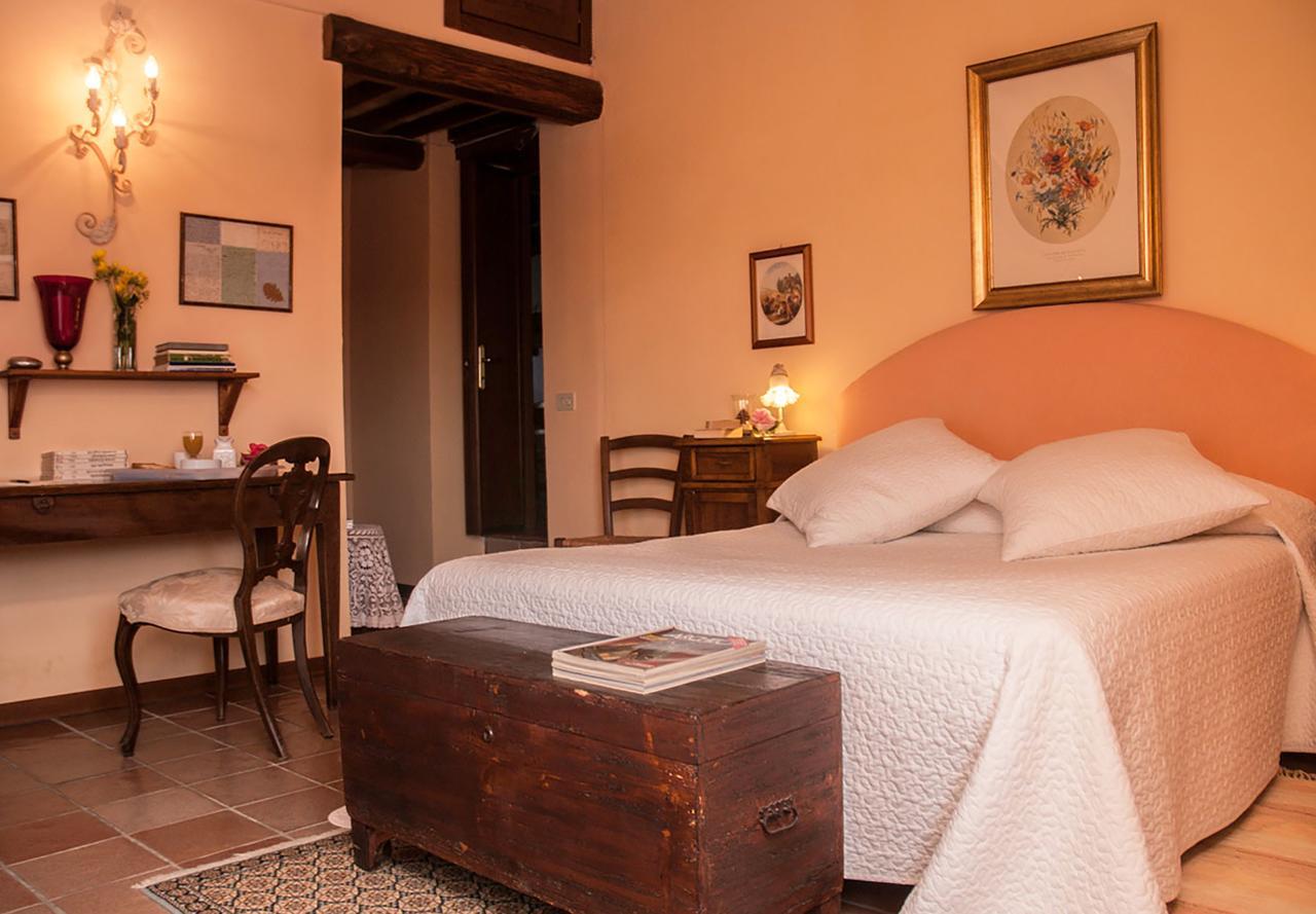 Il Poggiolo Di Parrano Pension Buitenkant foto
